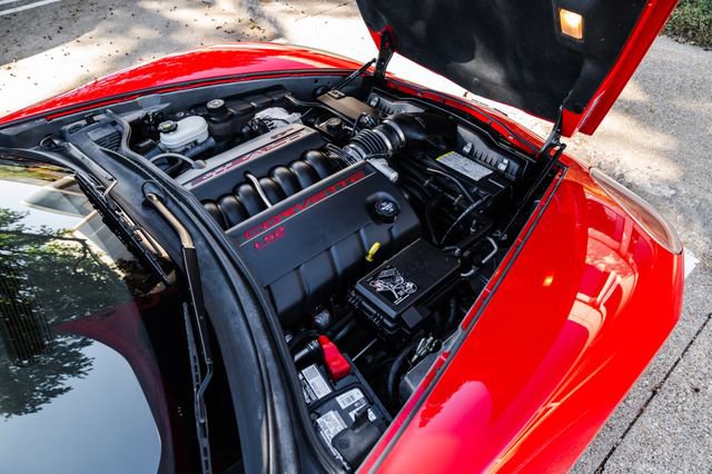 Used 2006 Chevrolet Corvette Convertible w/ Preferred Equipment Group image 20