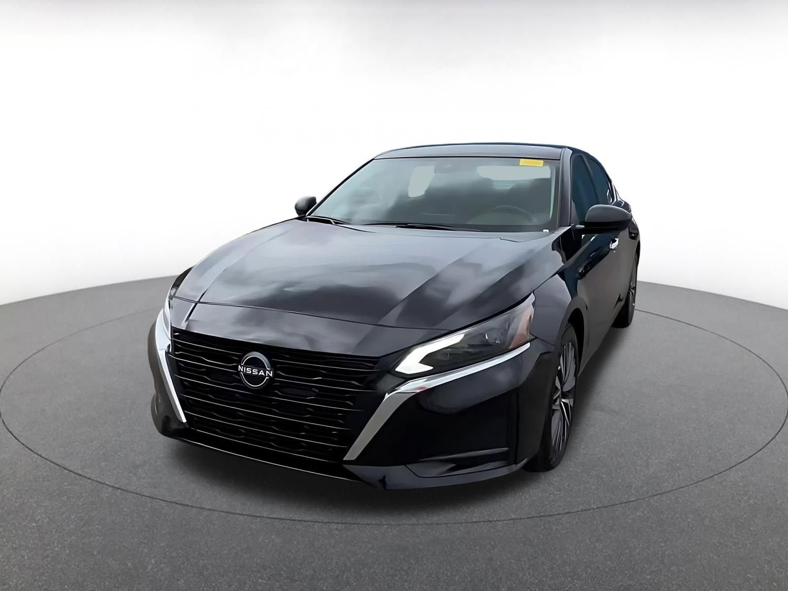 Used 2025 Nissan Altima 2.5 SV image 7