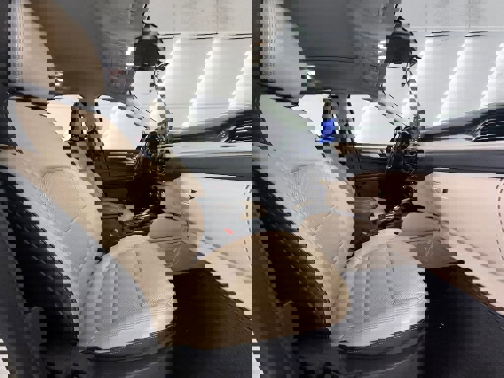 Used 2021 Ford Escape SEL w/ Technology Package image 13