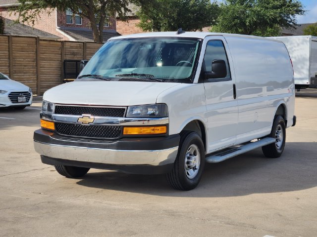 Used 2025 Chevrolet Express 2500 w/ Driver Convenience Package RWD image 11