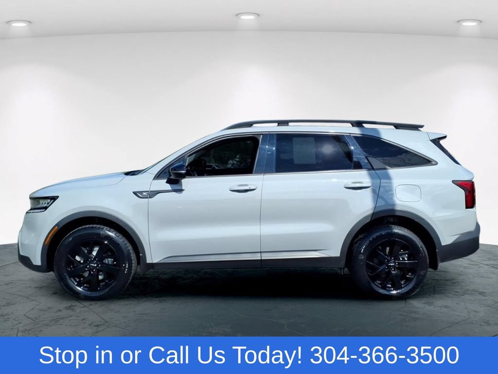 Used 2023 Kia Sorento S w/ Panoramic Sunroof Package AWD/4WD image 2