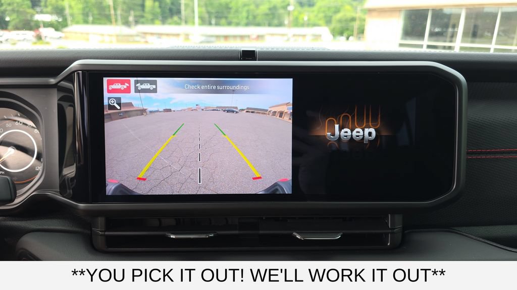 Used 2024 Jeep Gladiator Rubicon w/ Technology Group AWD/4WD image 20