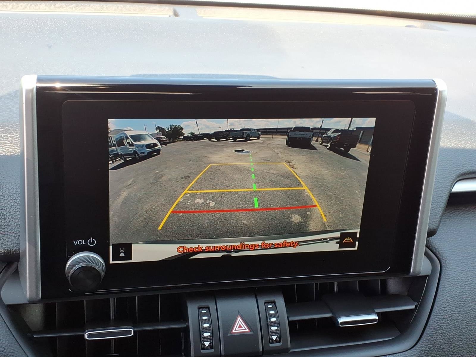 Used 2023 Toyota RAV4 XLE Premium FWD image 28