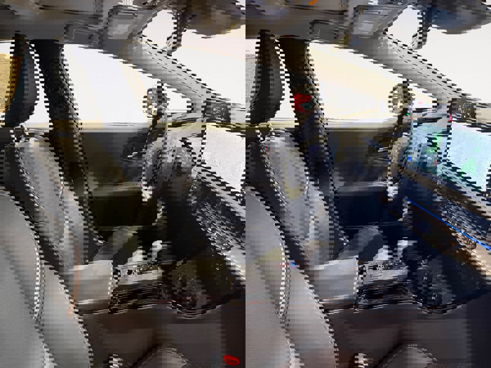 Used 2025 Toyota Prius XLE image 16