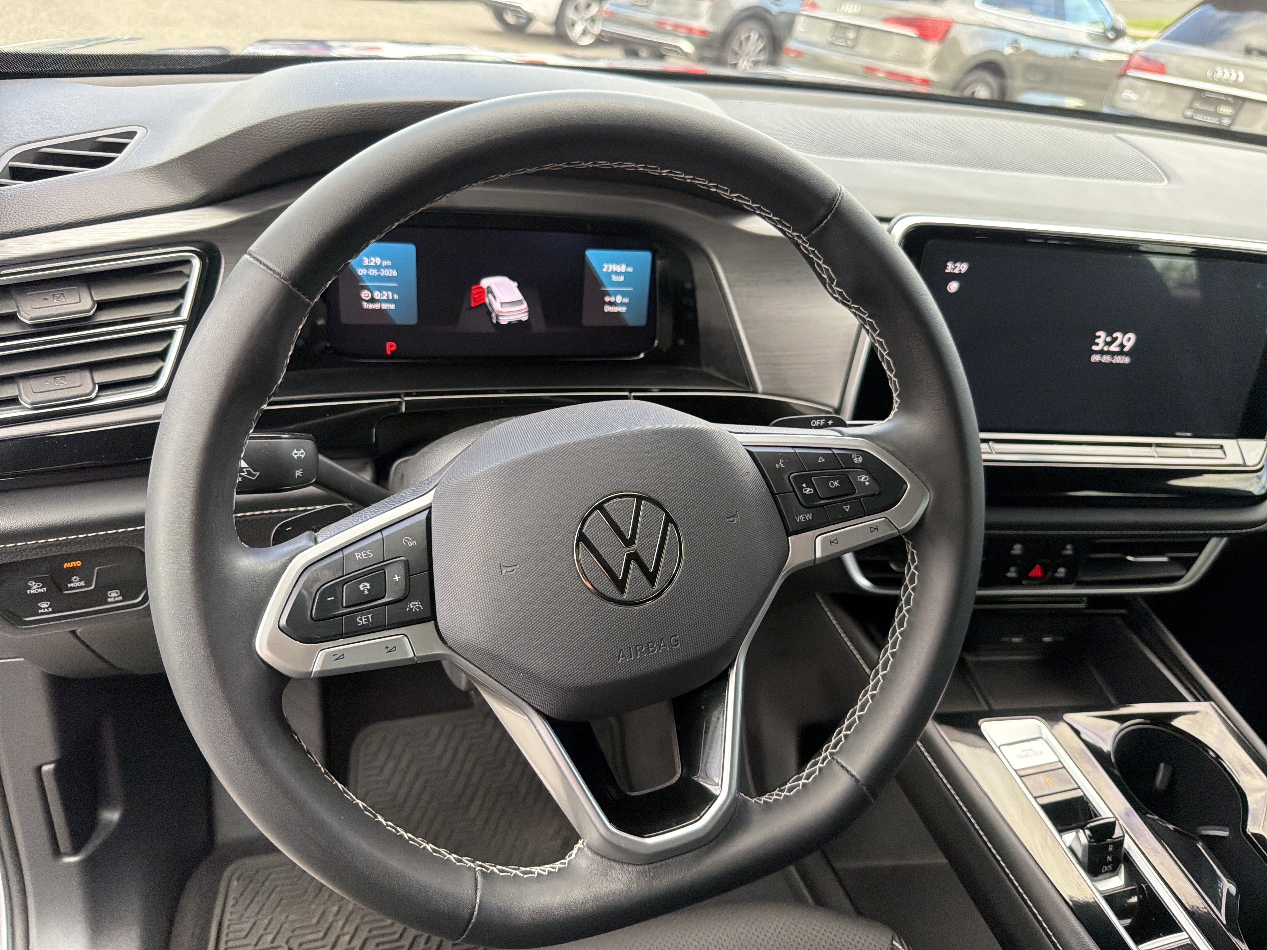 Certified 2024 Volkswagen Atlas Cross Sport SE AWD/4WD image 9