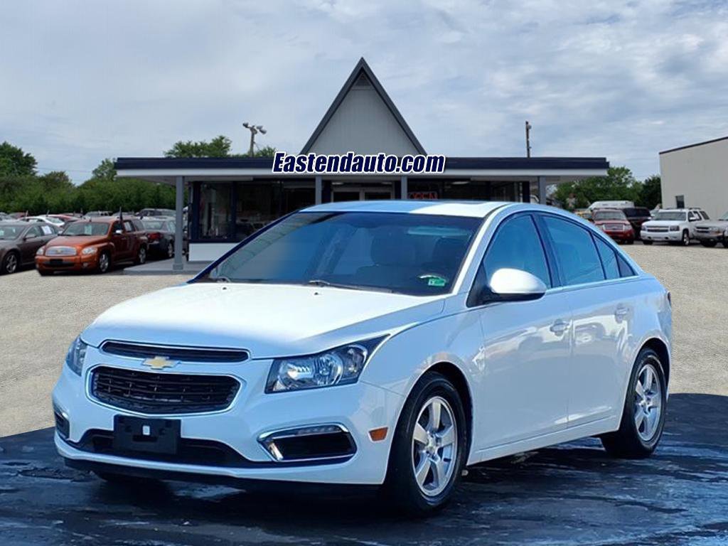 Used 2016 Chevrolet Cruze LT w/ Sun And Sound Package FWD image 1