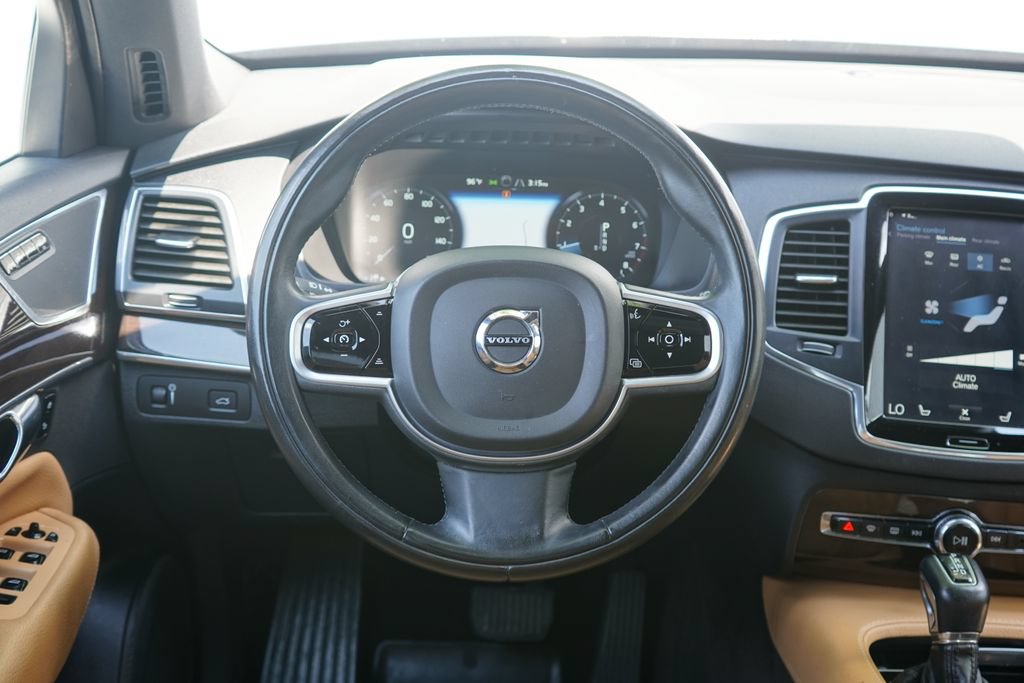 Used 2019 Volvo XC90 T6 Momentum w/ Protection Package Premier AWD/4WD image 14