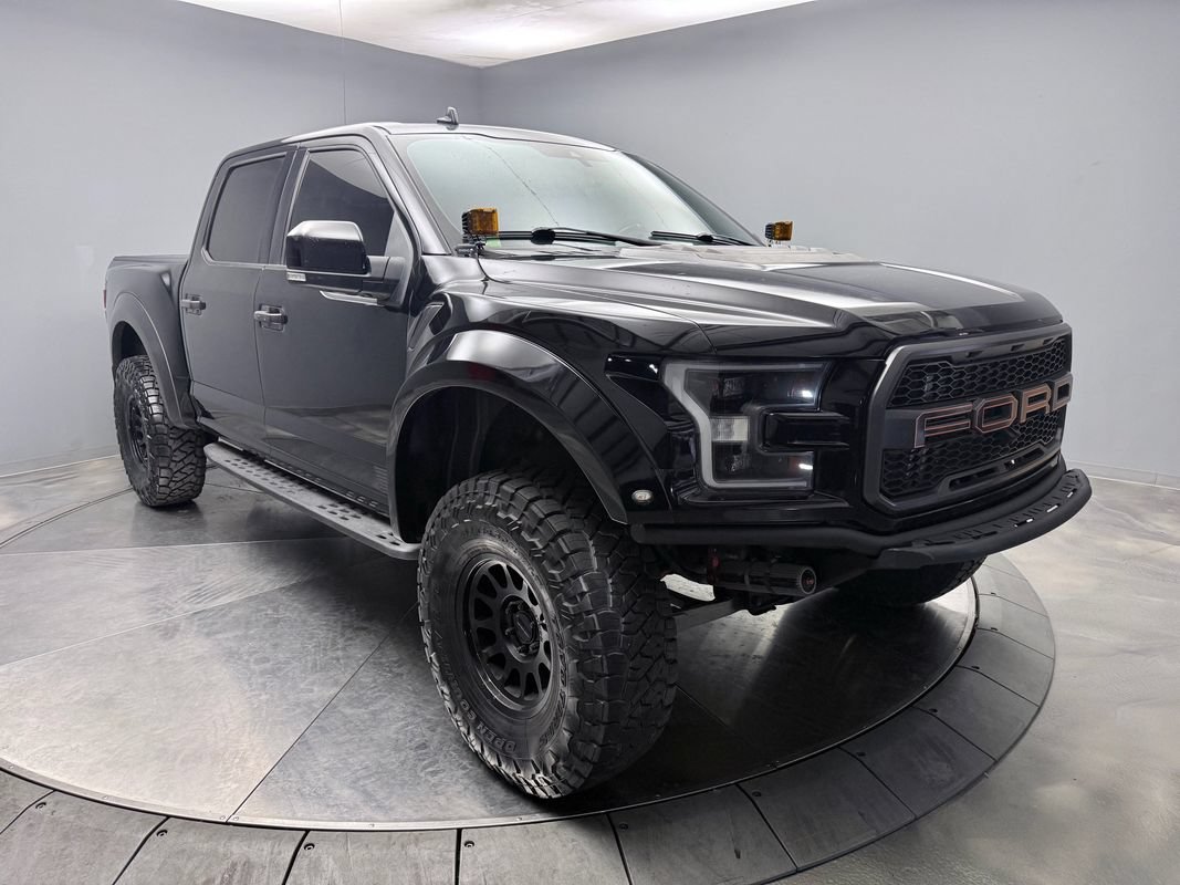 Used 2019 Ford F150 Raptor w/ Equipment Group 802A Luxury AWD/4WD image 3