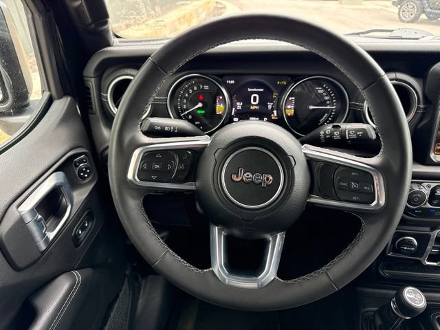 Used 2023 Jeep Wrangler Unlimited Sahara w/ Cold Weather Group AWD/4WD image 18