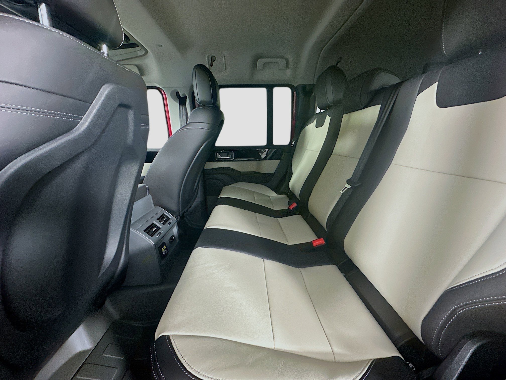 New 2025 INEOS Grenadier AWD/4WD image 39