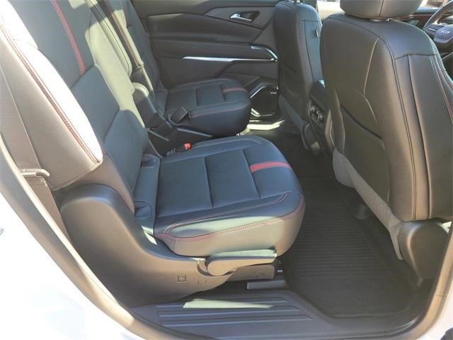 Certified 2024 Chevrolet Traverse RS w/ LPO, Floor Liner Package image 13