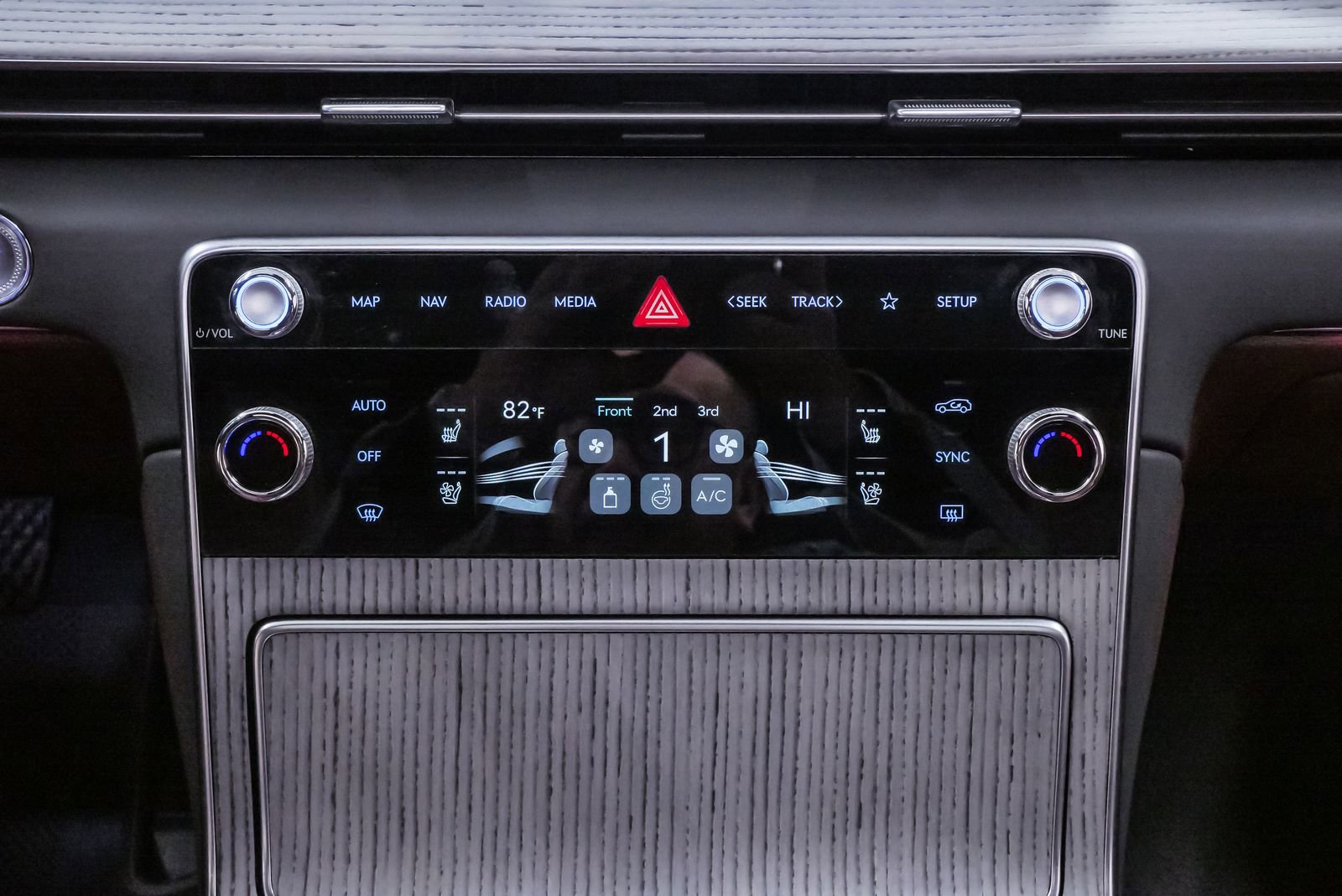 Certified 2026 Genesis GV80 3.5T Prestige image 19