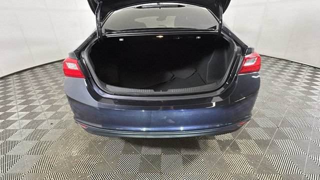 Used 2023 Chevrolet Malibu LS FWD image 27