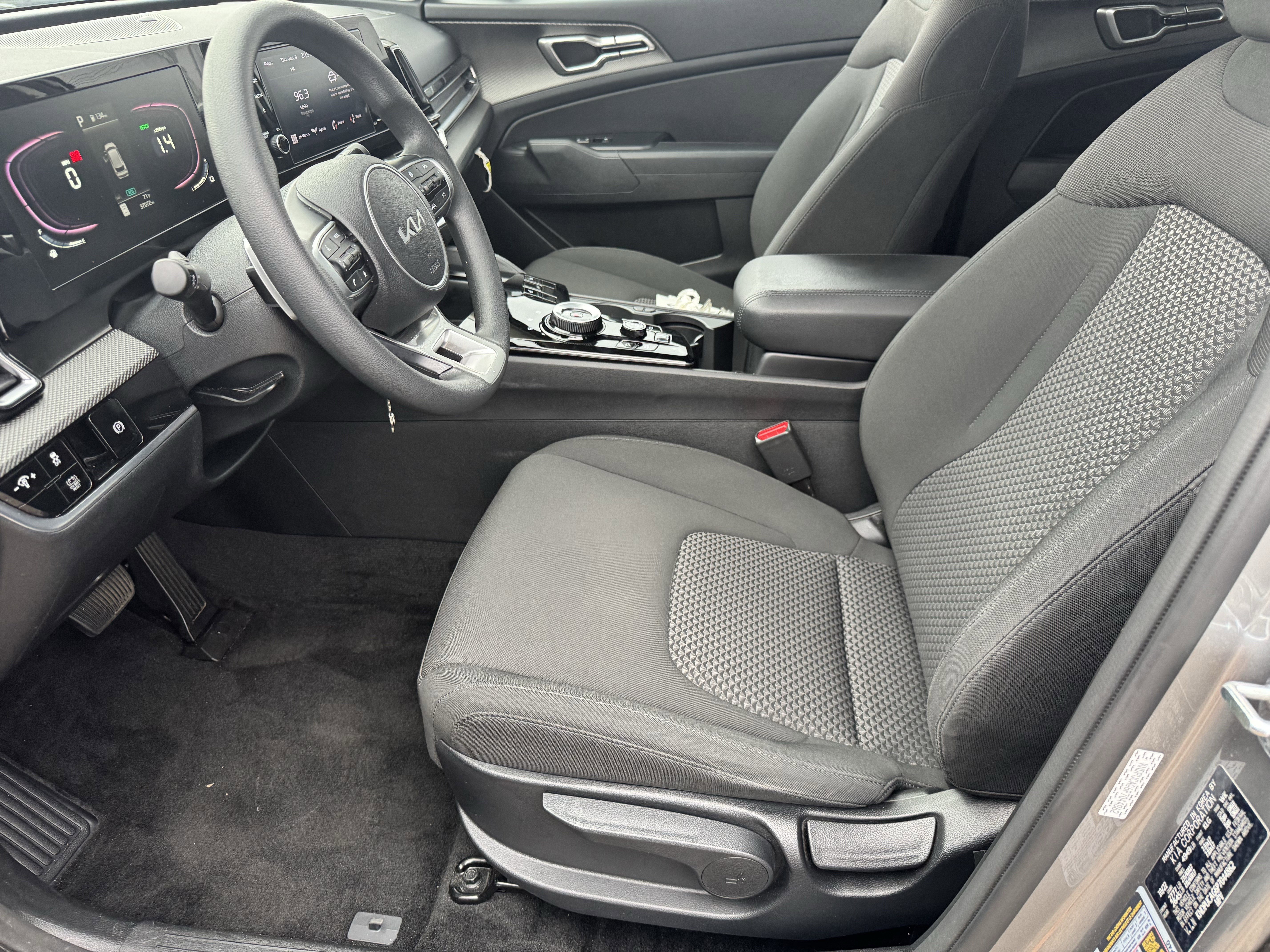 Certified 2023 Kia Sportage LX image 5