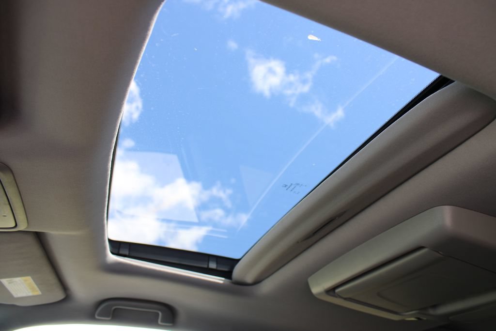 Used 2022 Honda Pilot Elite image 15