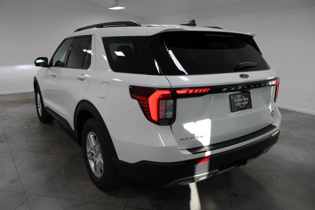 New 2026 Ford Explorer Active w/ Active Comfort Package image 6