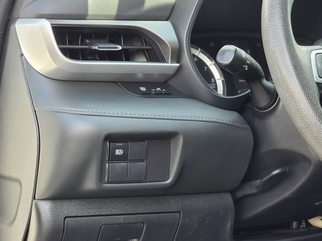 Used 2022 Toyota Highlander L FWD image 21