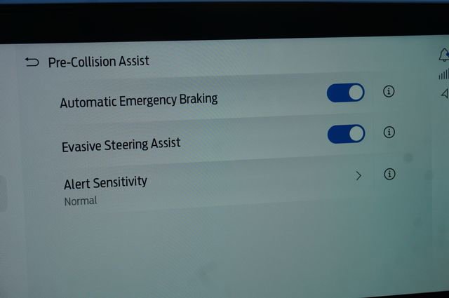 New 2026 Ford Explorer Platinum RWD image 21