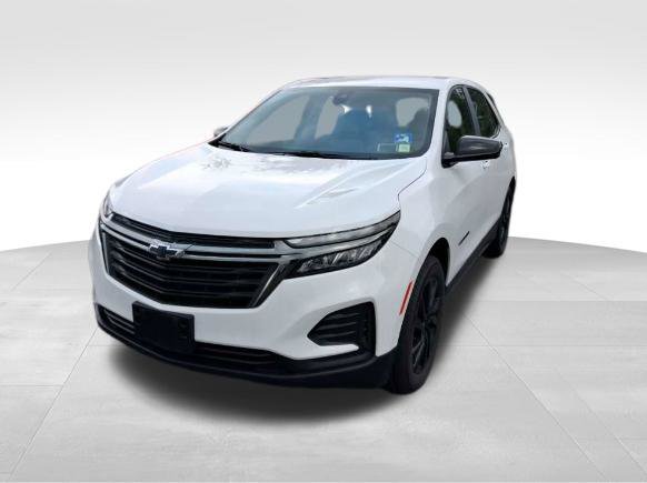 Used 2024 Chevrolet Equinox LS w/ Sport Edition AWD/4WD image 3