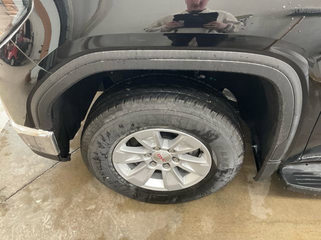 New 2025 GMC Sierra 1500 SLE image 13