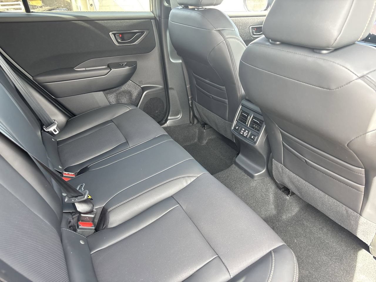 New 2026 Subaru Outback Limited XT AWD/4WD image 9