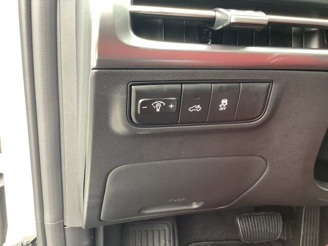 Certified 2025 Hyundai Santa Cruz SEL image 20