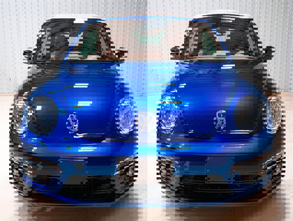 Used 2013 Volkswagen Beetle 2.0T image 12