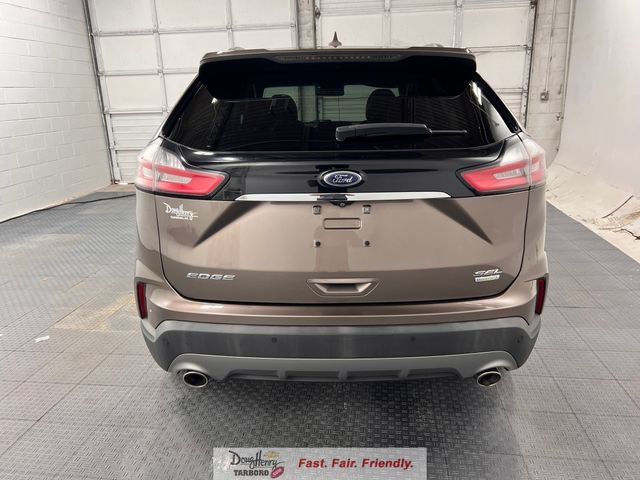 Used 2019 Ford Edge SEL w/ Equipment Group 201A FWD image 8