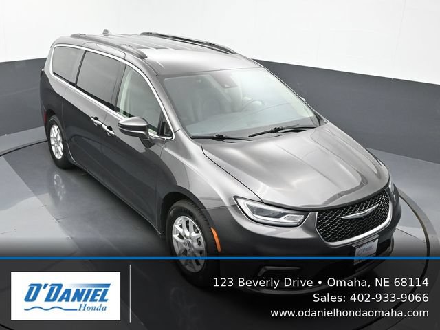Used 2022 Chrysler Pacifica Touring-L FWD image 20