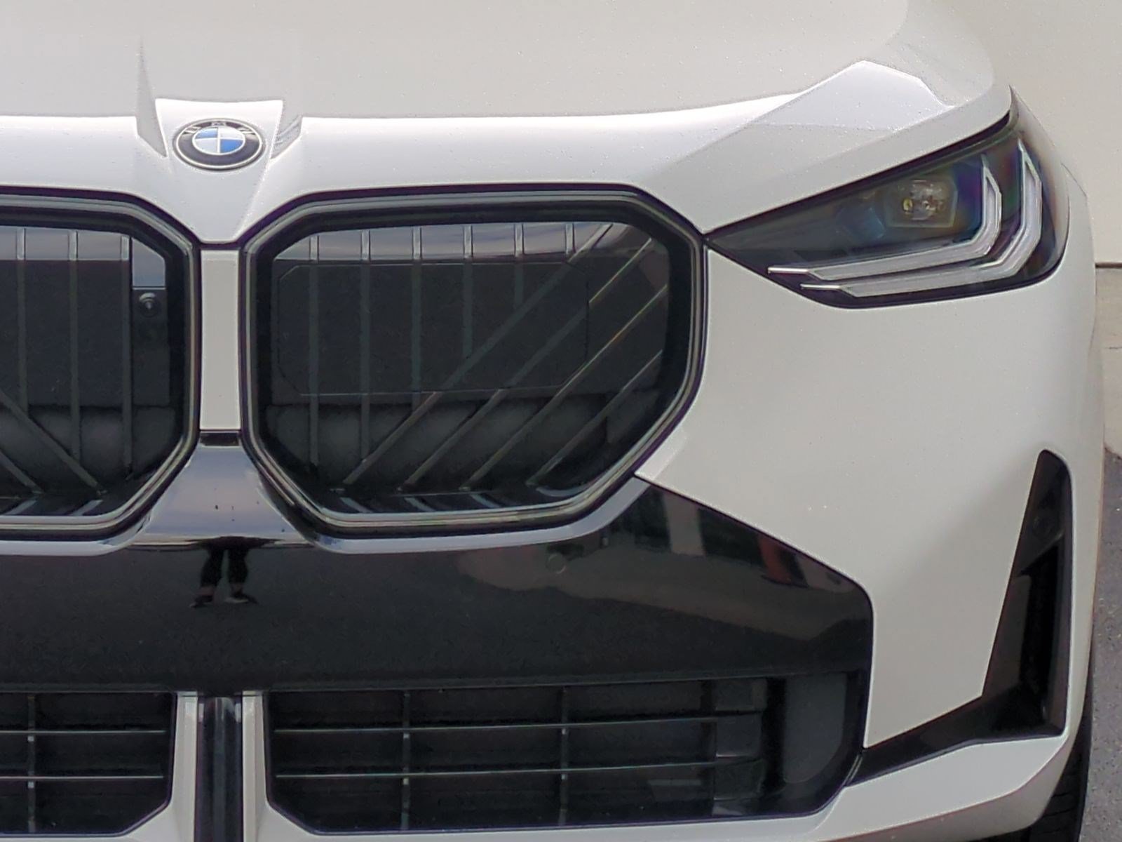 Used 2026 BMW X3 xDrive30i w/ Premium Package AWD/4WD image 5