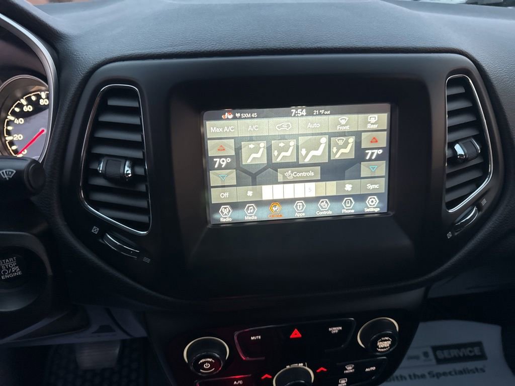 Used 2020 Jeep Compass Latitude w/ Popular Equipment Group image 8