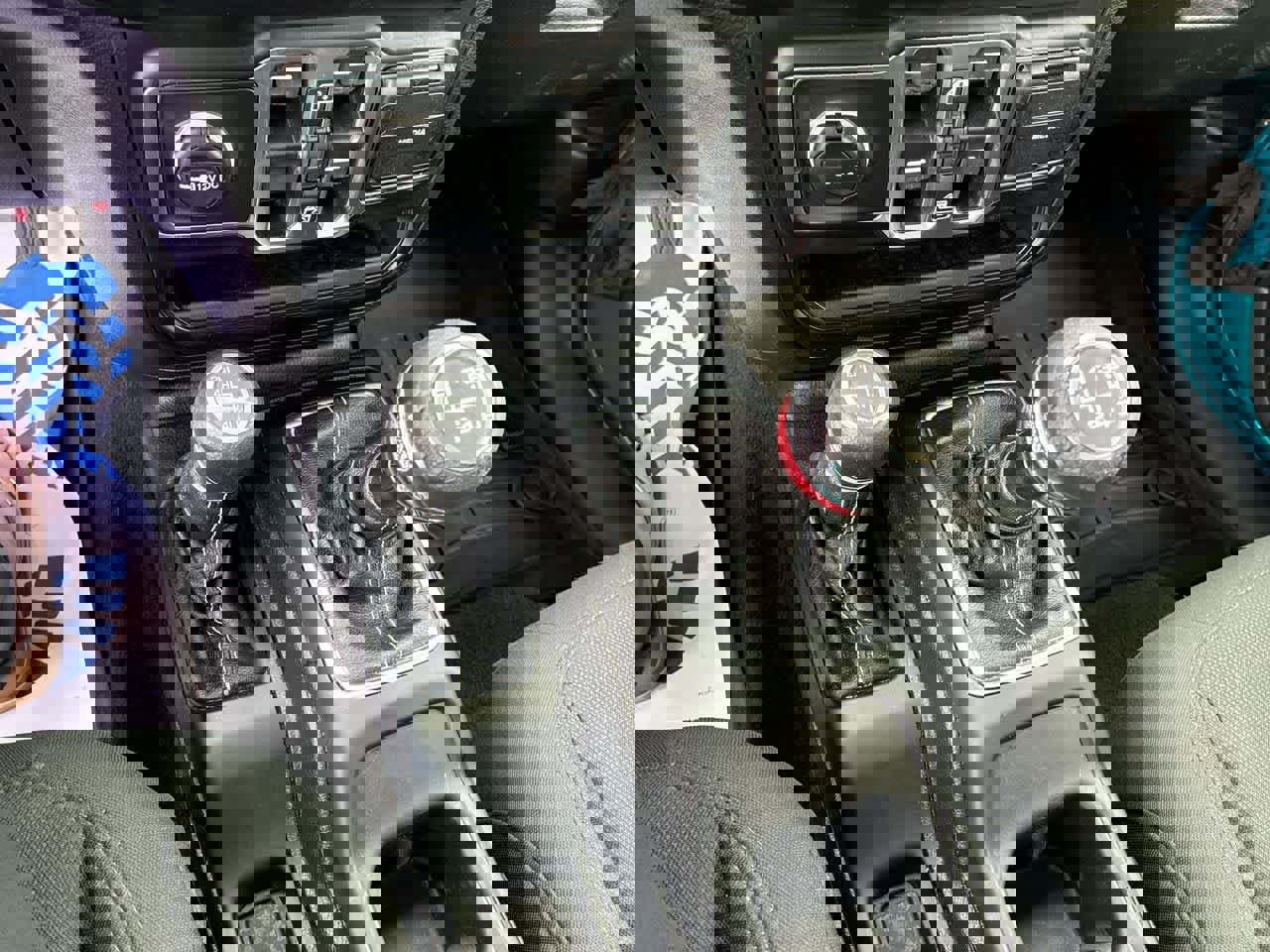 Used 2020 Jeep Wrangler Unlimited Sahara image 15