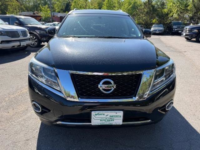 Used 2016 Nissan Pathfinder Platinum w/ Family Entertainment Package AWD/4WD image 8