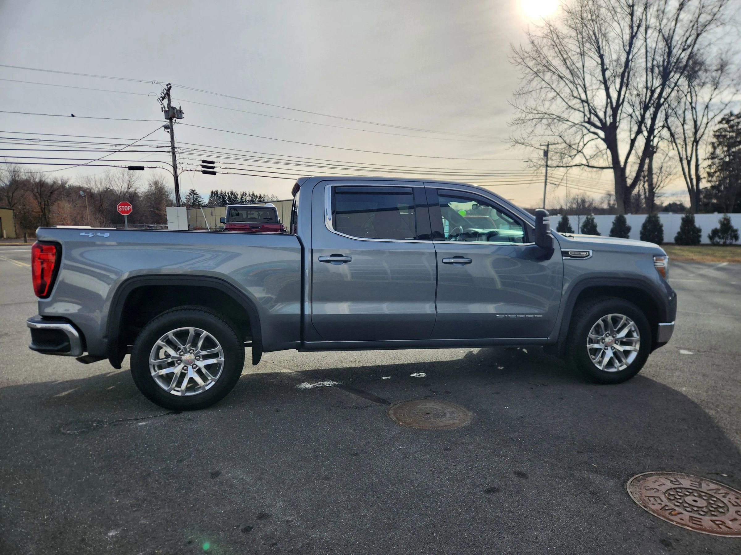 Used 2020 GMC Sierra 1500 SLE w/ SLE Value Package image 15