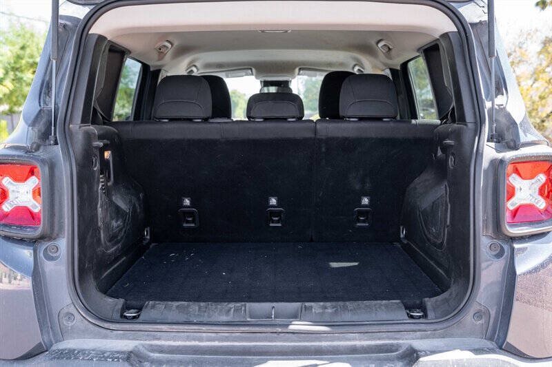 Used 2021 Jeep Renegade Sport FWD image 17