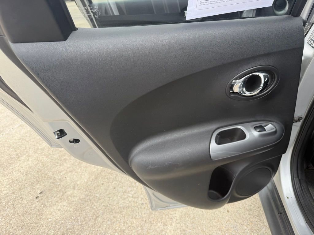 Used 2014 Nissan Juke SL image 14