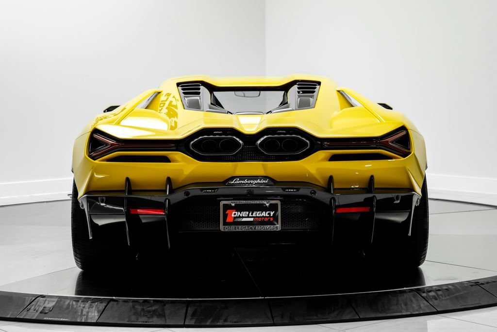 Used 2025 Lamborghini Revuelto AWD/4WD image 9