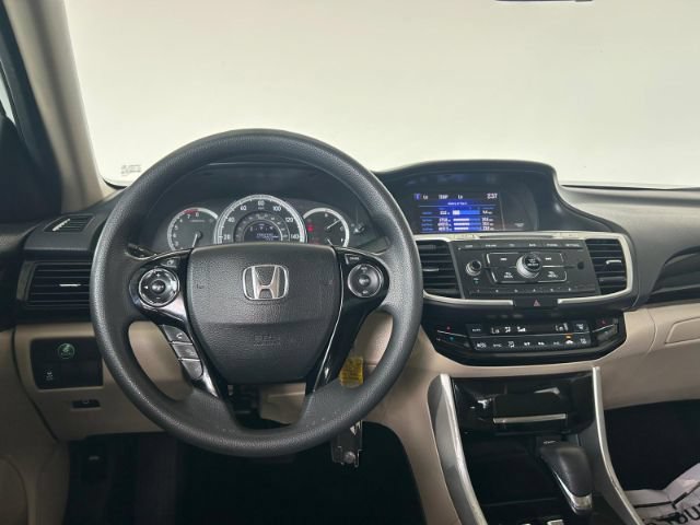 Used 2017 Honda Accord LX image 7