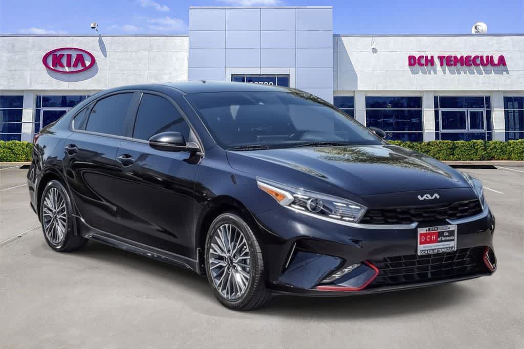 Used 2023 Kia Forte GT-Line FWD image 3