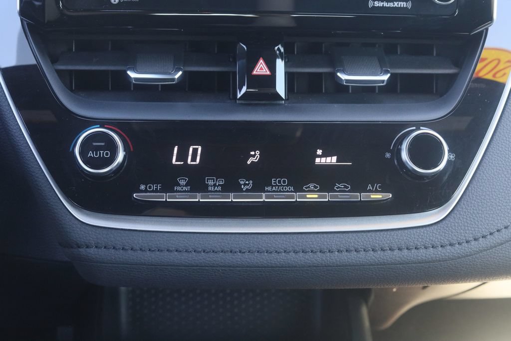 Used 2021 Toyota Corolla SE FWD image 9
