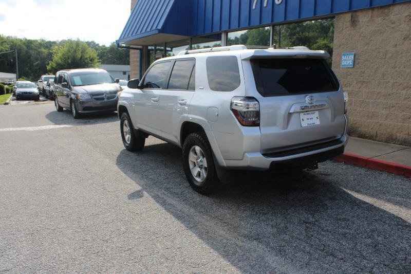 Used 2015 Toyota 4Runner SR5 RWD image 4