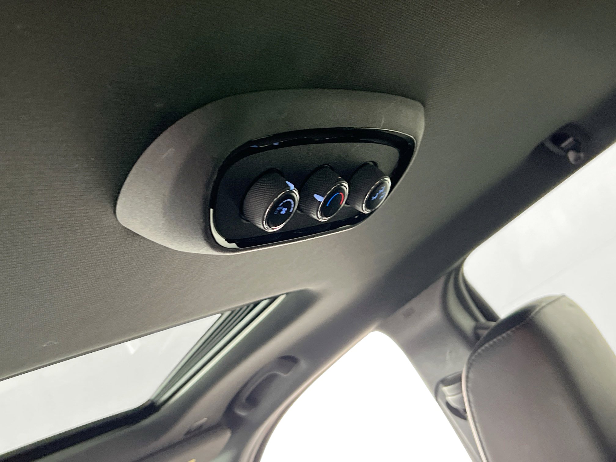 Used 2022 Dodge Durango R/T w/ Trailer Tow Group IV image 25