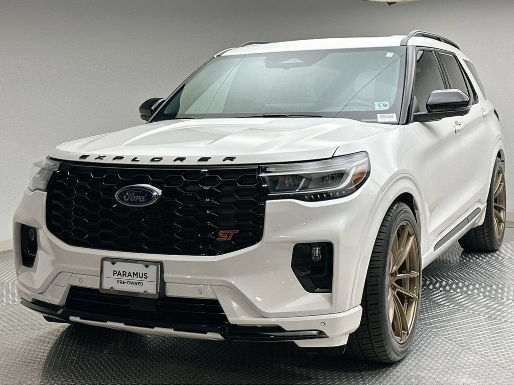Used 2025 Ford Explorer ST