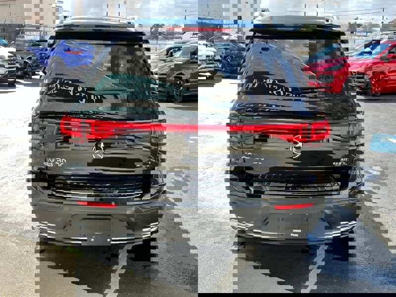 Used 2023 Mercedes-Benz EQB 300 4MATIC image 6