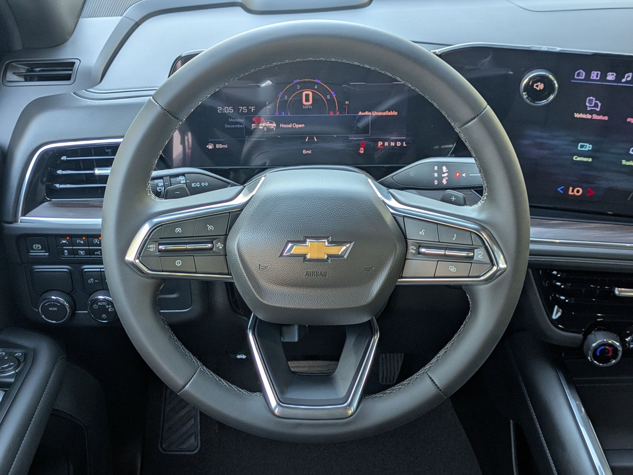 New 2026 Chevrolet Suburban LS image 9