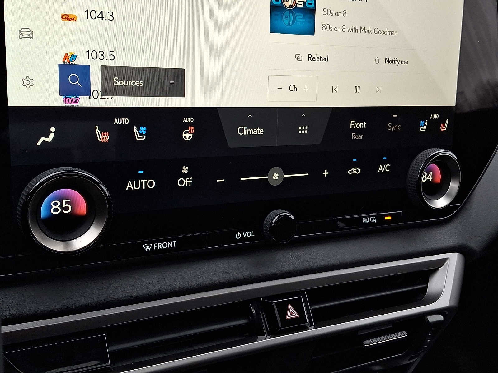 Used 2026 Lexus RX 350 Premium w/ Accessory Package (2T) image 13