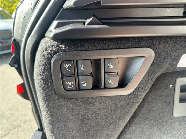 New 2026 BMW X7 xDrive40i w/ M Sport Package image 17