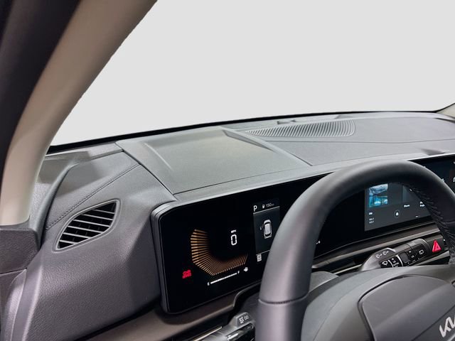 New 2026 Kia Sportage EX FWD image 9
