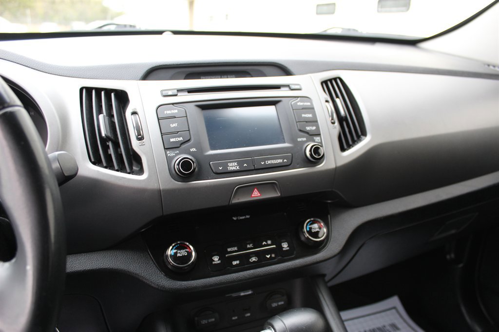 Used 2014 Kia Sportage EX image 8