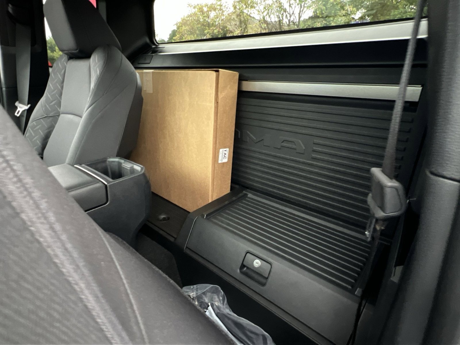 New 2025 Toyota Tacoma SR image 17